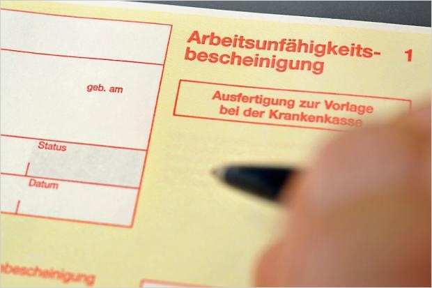 ärztliches attest Höhenverstellbarer Schreibtisch Vorlage Großartig Meldung Arbeitgeber Kann Arzt attest Ab Dem Ersten