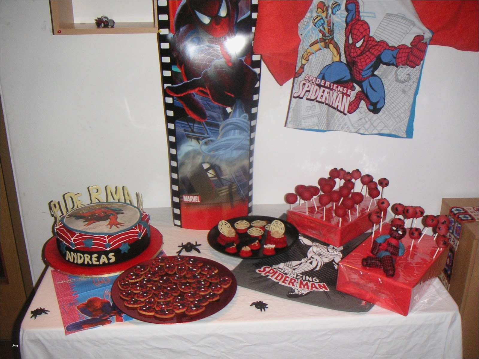 Batman torte Vorlage Erstaunlich Spiderman Sahnetorte — Rezepte Suchen