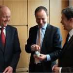 Berichtsheft Vorlage Ihk Baden Württemberg Erstaunlich Ihk Hauptgeschäftsführer Albiez Besucht Hewi G Winker In