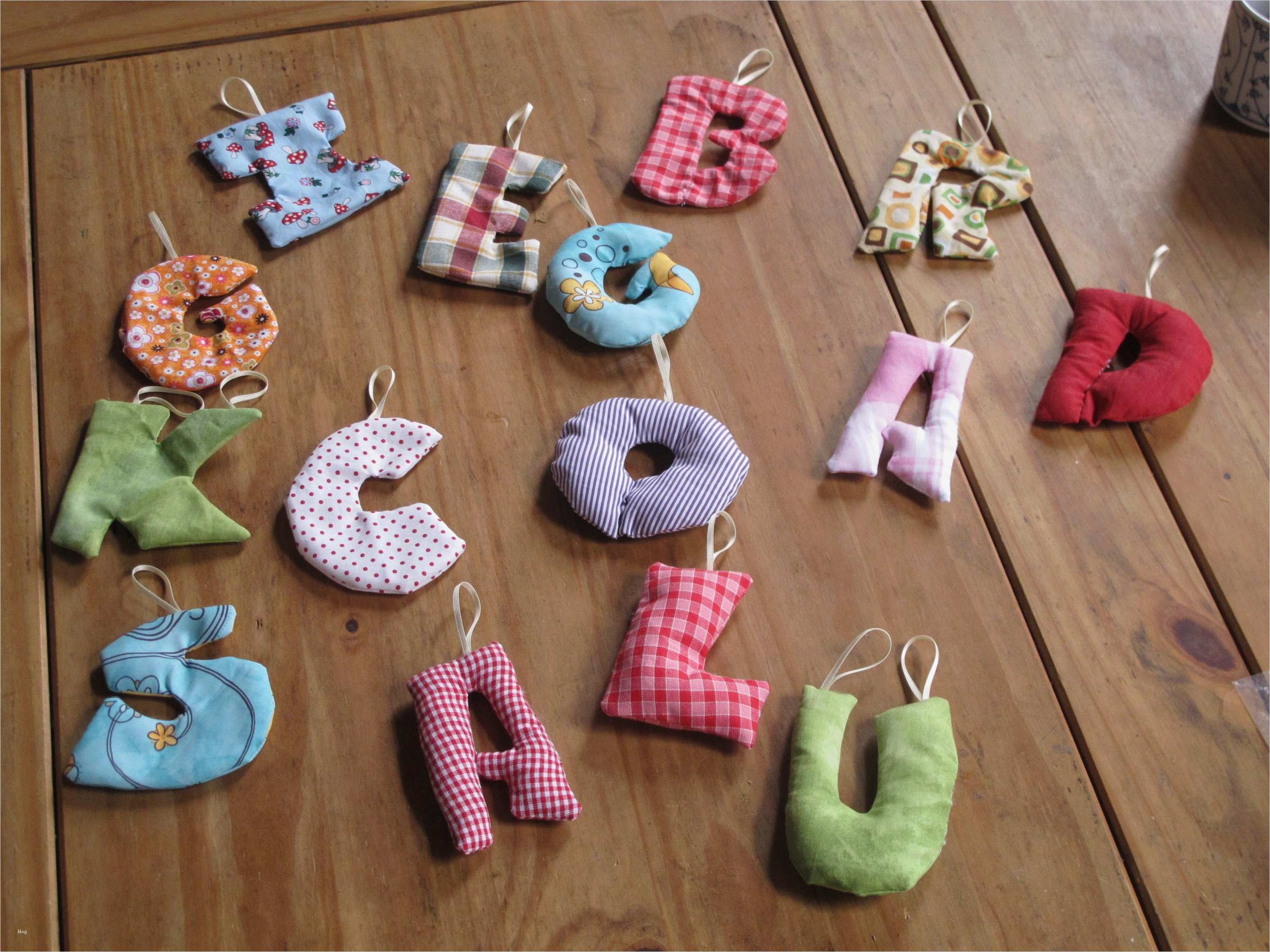 Buchstaben Nähen Vorlage Kostenlos Inspiration Buchstaben Zum Aufhängen Nähen