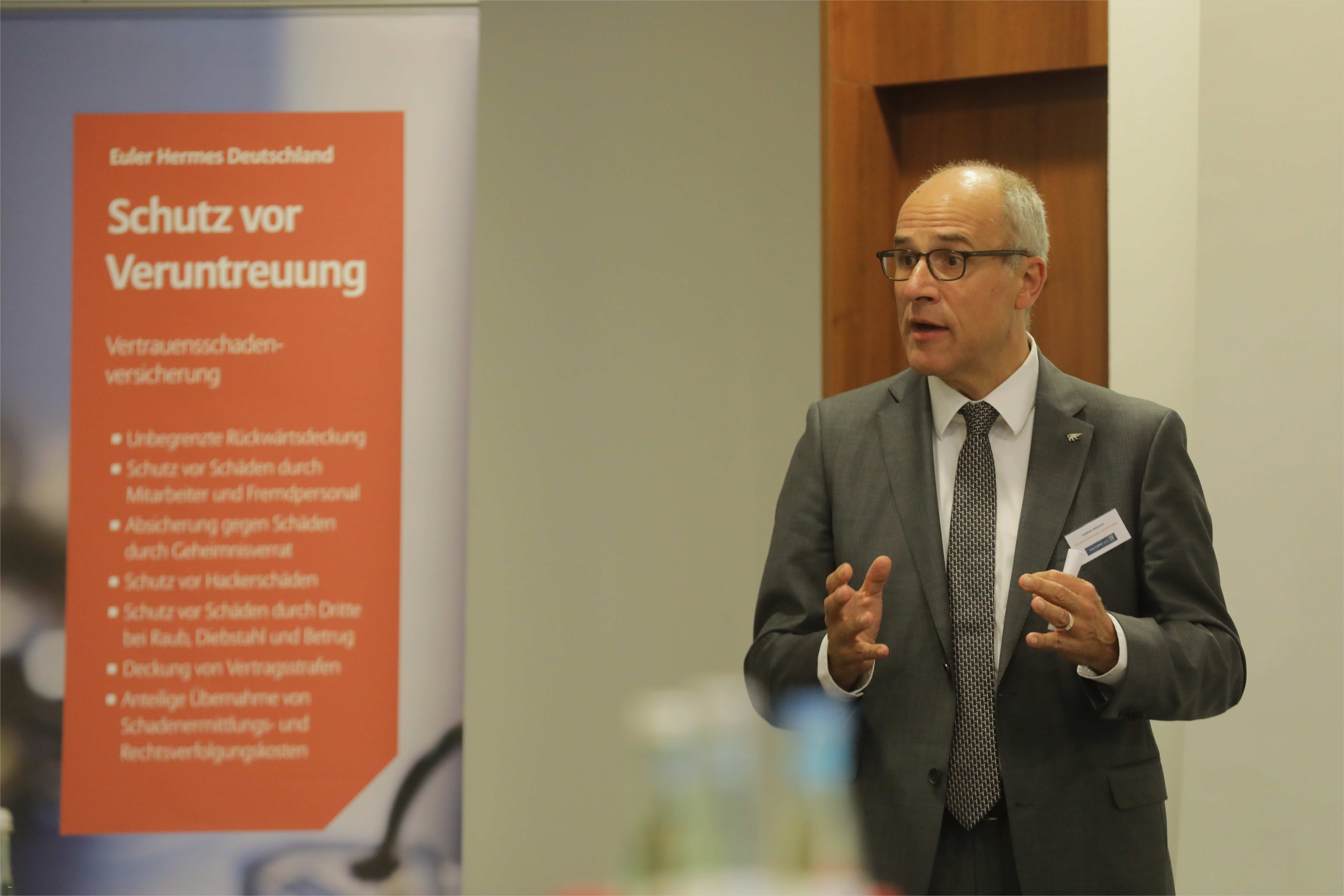 Bürgschaft Kredit Vorlage Süß Kautionstage Premiere In Hamburg