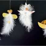 Engel Aus Papier Basteln Vorlagen Bewundernswert Engel Aus Federn Und Holzperlen Weihnachten Basteln