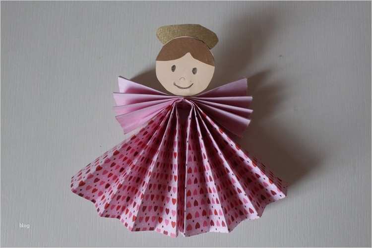 Engel Basteln Aus Papier Vorlage Inspiration 13 Einfache Ideen Wie Sie Niedliche Engel Basteln Mit Kindern