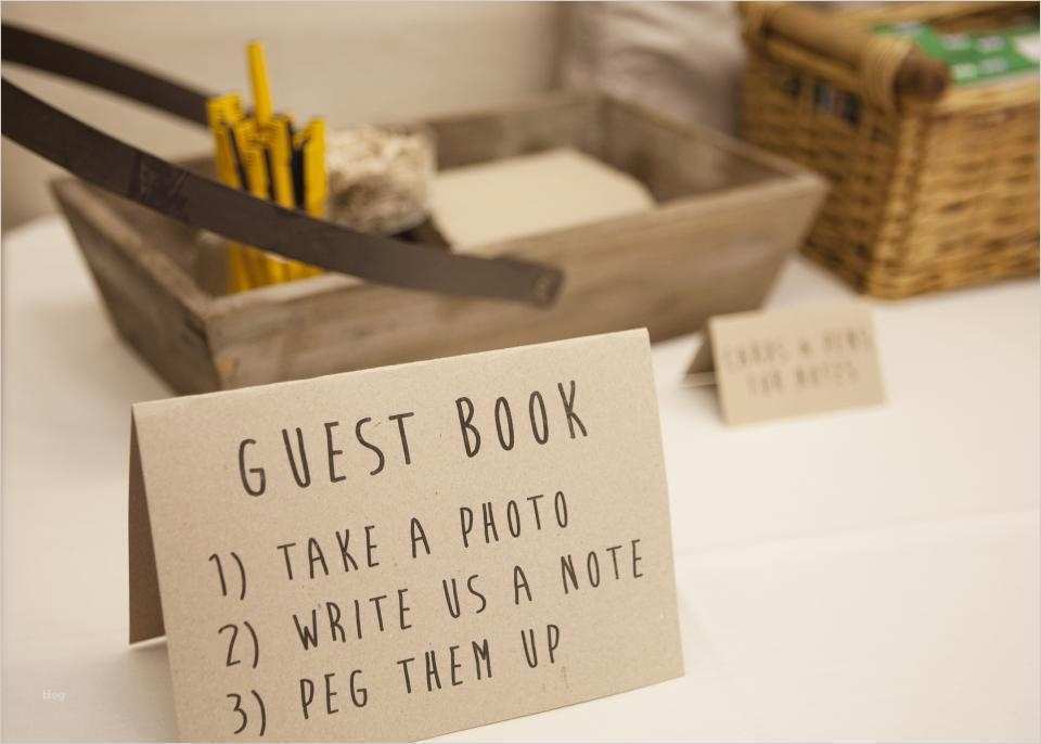 Gästebuch Hochzeit Gestalten Vorlagen Beste Das Hochzeits Gästebuch Mal anders