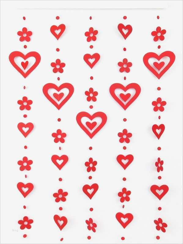 Deko Ketten Herzen und Blumen Bastelanleitung mit Vorlagen