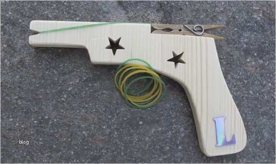 Holzarbeiten Mit Kindern Vorlagen Erstaunlich "holzpistole Mit Monogramm Für Luggi" Ein