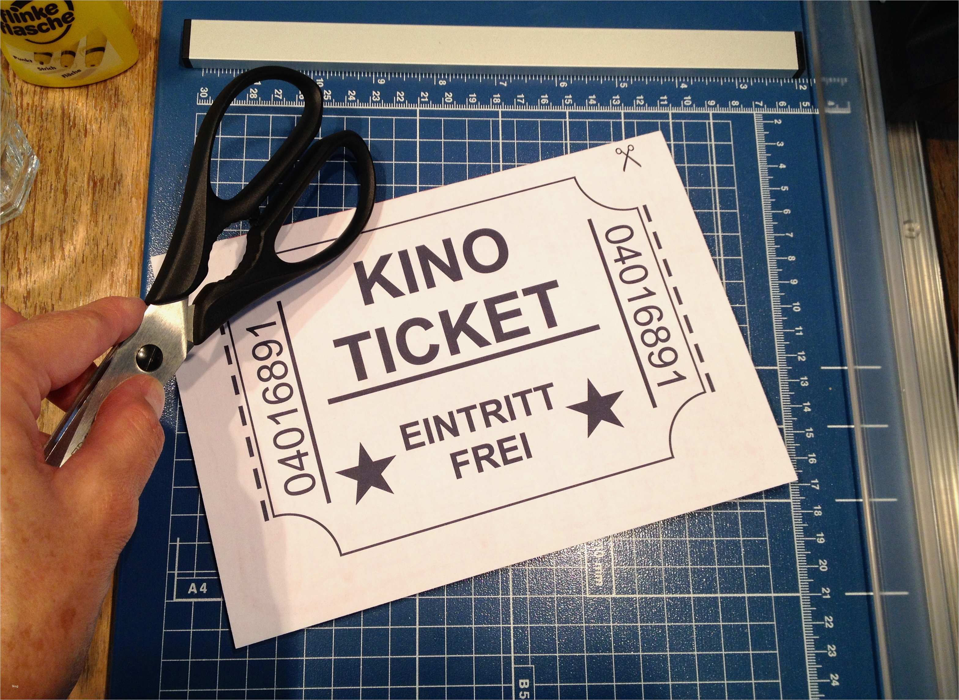 Kinokarte Vorlage Zum Ausdrucken Erstaunlich Wel E to the Movies Kinogutschein Selber Basteln