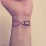 Mama Und Papa Tattoo Vorlagen Fabelhaft Le 19 Tipologie Di Tatuaggi Che Hanno Dominato Il 2014