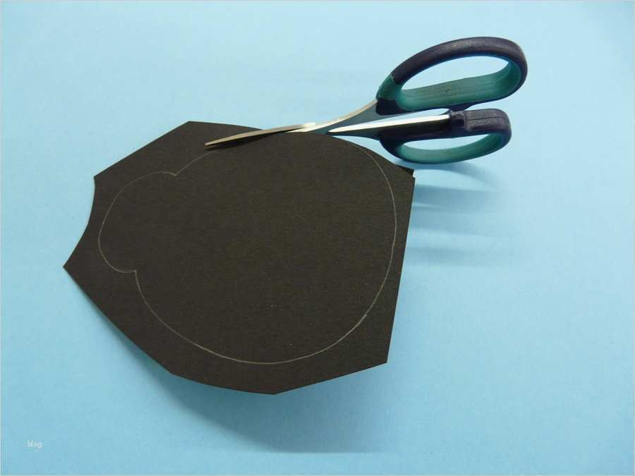 Marienkäfer Vorlage Einzigartig Wir Basteln Einen Schönen Marienkäfer