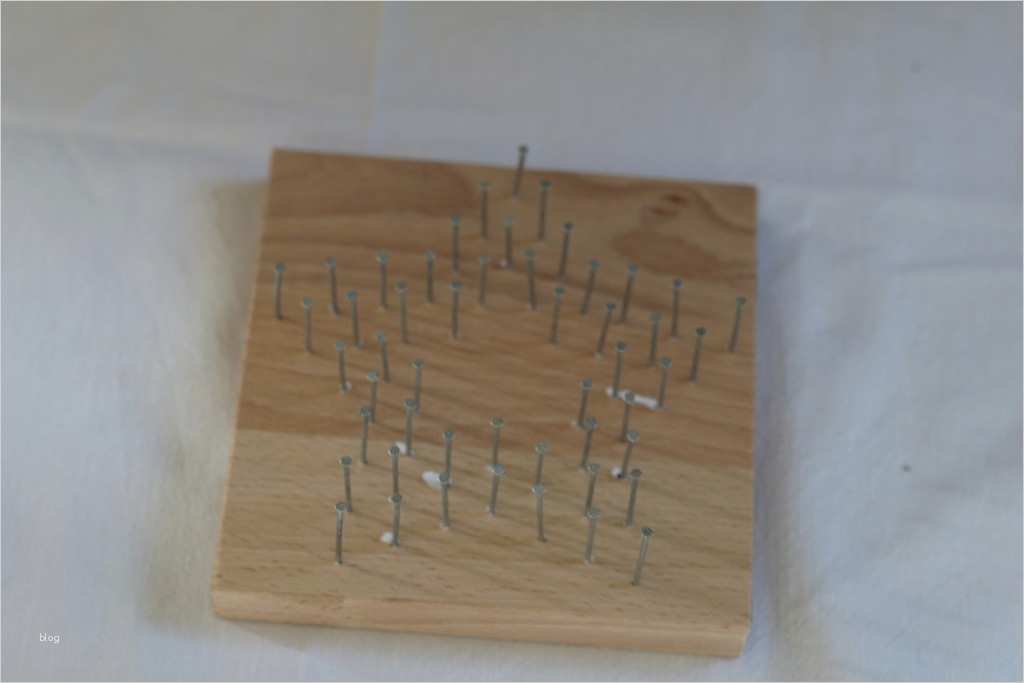 Nagelbilder Holz Vorlagen Schön Anleitung – Nagelbild Sterne – Bastelboxx