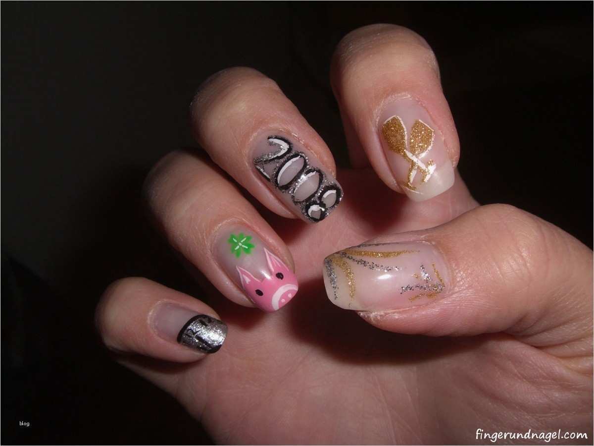 Neujahrs Nägel Nageldesign Bilder und Vorlagen