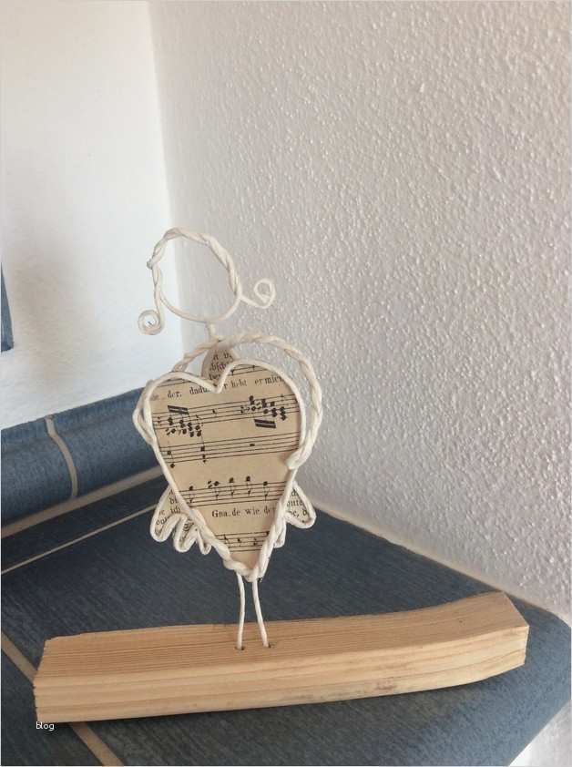 Papierdraht Figuren Vorlagen Hübsch Deko Objekte Papierdraht Figur Frau Mit Herz Ein