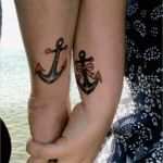 Partner Tattoos Vorlagen Kostenlos Fabelhaft Foto Paar Tattoo Wo Das Herz Geankert Hat Findet
