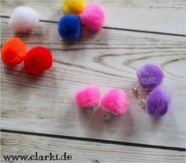 Pompon Vorlage Zum Ausdrucken Großartig Diy Pompom Ohrstecker Zum Selbermachen – Clarki