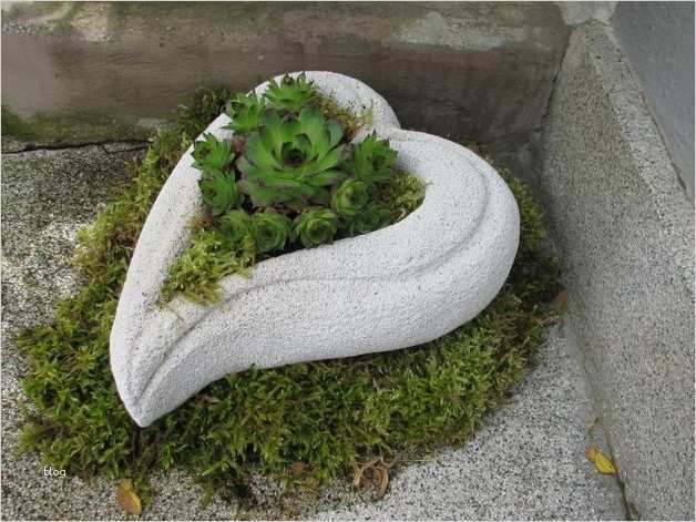 Skulpturen Aus Ytong Vorlagen Schön Skulpturen Herz Aus Gasbetonstein Zum Bepflanzen Ein