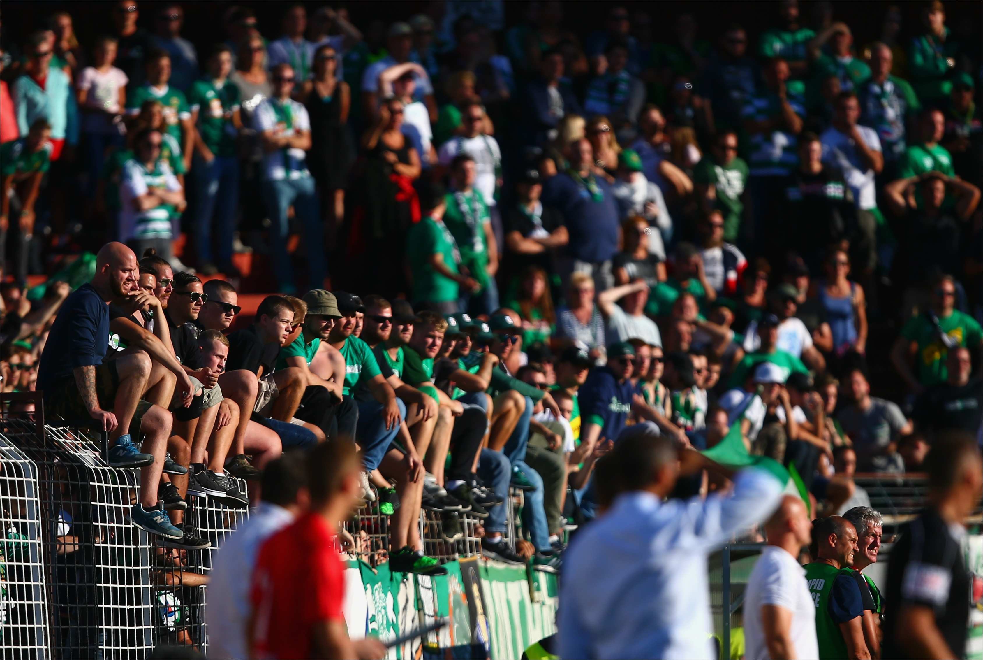 Sky sonderkündigung Wegen Bundesliga Vorlage Luxus Weitere 15 000 Euro Strafe Für Rapid Wegen Fan Vorfällen