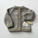 Strickanleitung Für Babysachen Vorlagen Inspiration Stricken Kinder Jacke Mit Weißen Schafe Grau Baby Merino