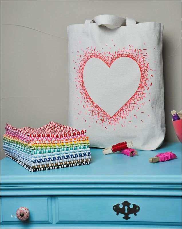 T Shirt Bemalen Mit Kindern Vorlagen Beste Von Hand Zu Hand Herztaschen