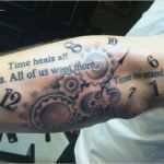 Tattoo Schriften Vorlagen Cool Tattoo Schriften Vorlagen Süß Tattoo Uhrwerk Mit Schrift