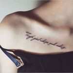 Tattoo Schriften Vorlagen Neu Tattoo Schriften Kursiver Schriftzug Unter Dem