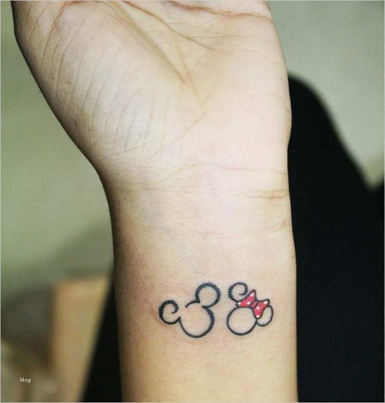 Tattoo Vorlagen Klein Einzigartig 40 Kleine Tattoos Ideen Für Motive Mit Bedeutung