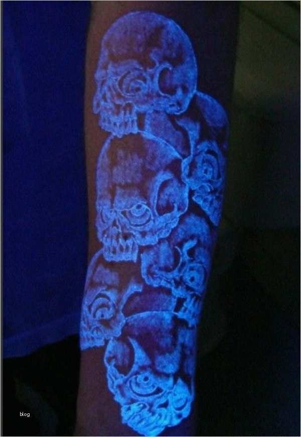 Tattoo Wirbelsäule Vorlagen Erstaunlich ist Der Schwarzlicht Tattoo Eigentlich Gefahrlos