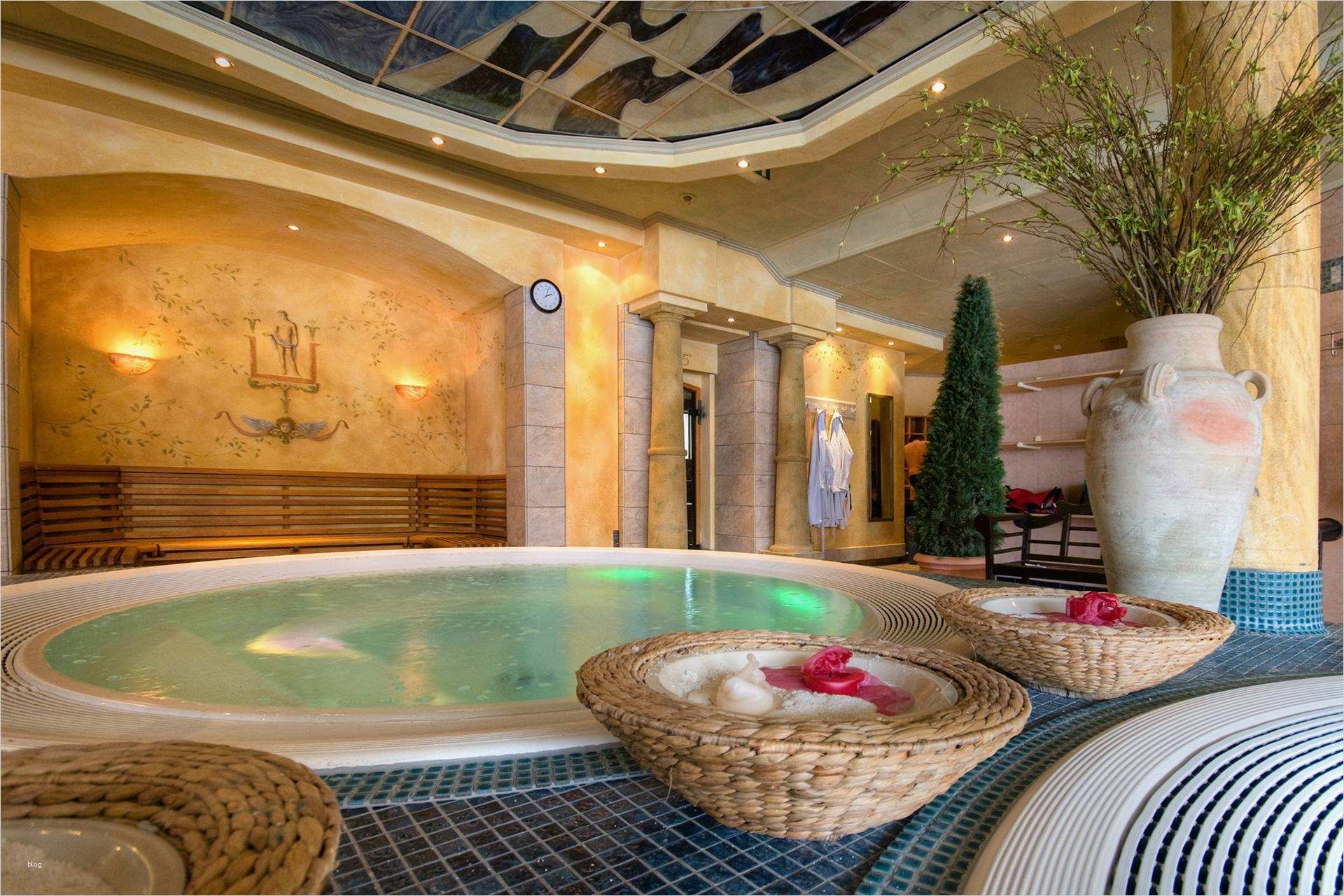 Vorlage Gutschein Wellness Wochenende Großartig thermenhotel Nrw Mit Erlebnisbad Whirlpools Und Wellness