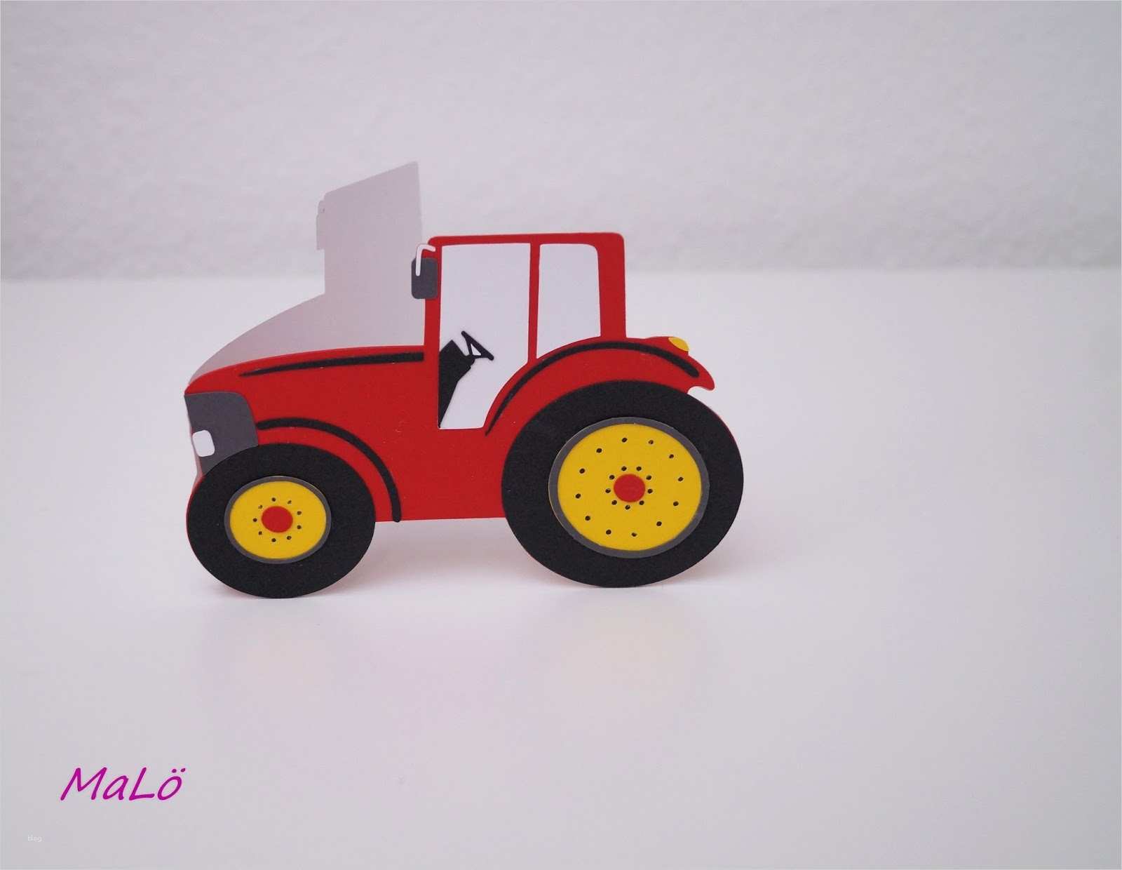 Einladung Traktor Vorlage Großartig Was ist Rot Laut Urig Und Macht Spaß