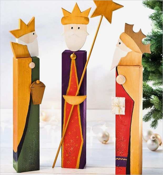 Familien Baumstamm Vorlage Angenehm Die Besten 25 Weihnachtliche Holzpfosten Ideen Auf