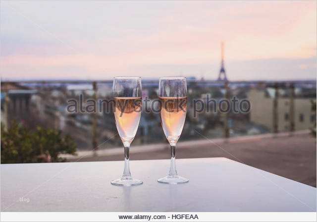 Französische Speisekarte Vorlage Wunderbar Paris Cafe Eiffel Stockfotos & Paris Cafe Eiffel Bilder