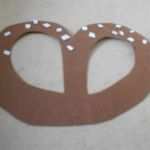 Gedächtnistraining Senioren Vorlagen Hübsch Eine Brezel Aus tonpapier Als Dekoration Für Ein Oktoberfest