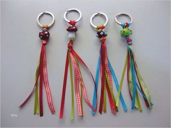 Geschenke Anhänger Vorlagen Neu Die Besten 25 Schlüsselanhänger Selber Machen Ideen Auf