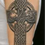 Rocker Tattoos Vorlagen Einzigartig Rock N Road Tattoo Die Symbolik Von Tattoo Motiven