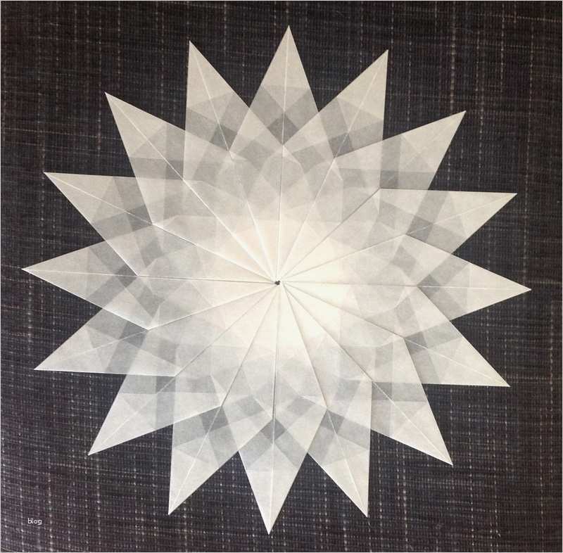 Sterne Aus butterbrottüten Vorlagen Inspiration Weißer Stern 16 Zacken Sterne Aus Transparentpapier