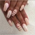 Vorlagen Für Nageldesign Hübsch 32 Nageldesign Ideen Mit Streifen Für Einen Bunten sommer