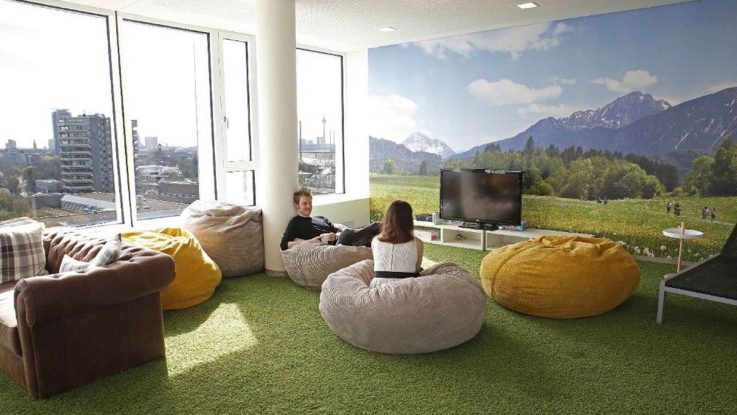 b402b6c6964f96541f06d69d386a0e47 1